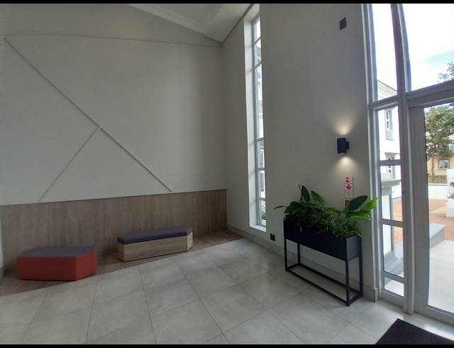 419M² OFFICE TO LET IN BRYANSTON